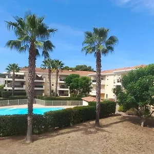 L'azureenne Vue Sur Piscine Appartement